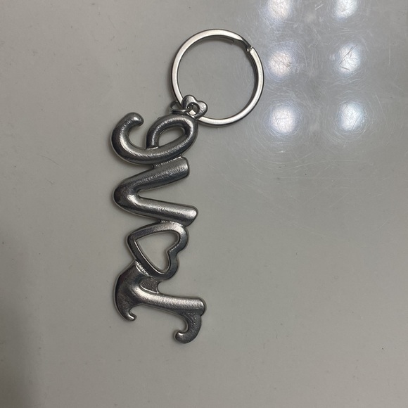 “LOVE” Keychain - Picture 2 of 2